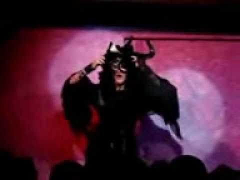 Winnye Kley na Tunnel