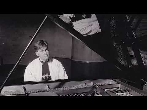 Geoffrey Tozer plays Rachmaninoff: Rhapsody on a theme of Paganini, Op. 43 (1990 | Live)