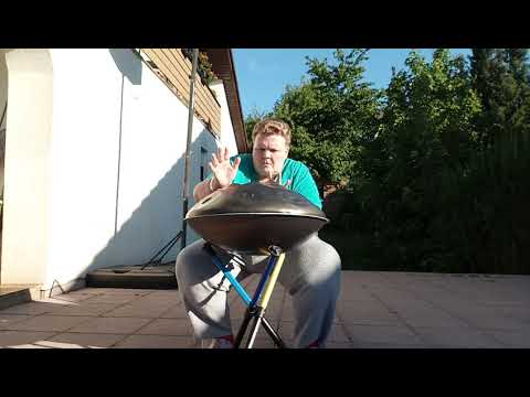Handpan fun with 3 dings