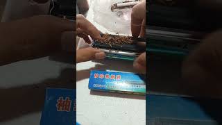 Download lagu Tutorial cara linting tembakau menggunakan alat linting Handroll cover berbahan besi mp3