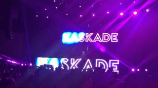Everything by Kaskade live at The Palace Pool Club