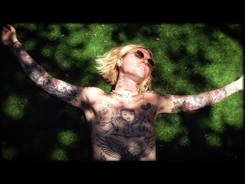 Video thumbnail for Day Dreaming