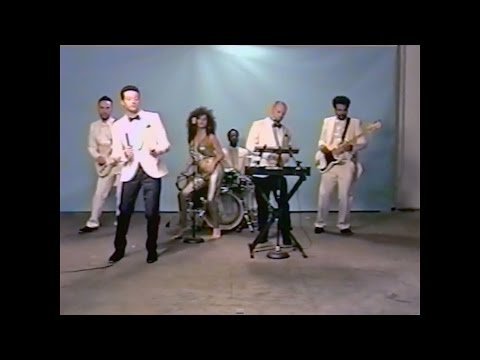 Tuxedo - So Good (Official Video)