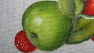 Pintura em tecido – Como pintar maçã verde com morangos