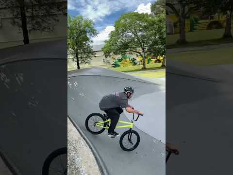 Stoked on this new one! 3 footjam to can can!