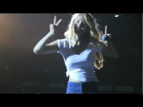 [FANCAM] 120922 Hyoyeon @ SMTOWN Jakarta