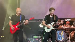 Download lagu Joe Satriani & Steve Vai perform Always With Me, Always With You mp3 Download lagu Joe Satriani & Steve Vai perform Always With Me, Always With You mp3