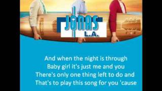 Chillin&#39; In The Summertime- Jonas Brothers (Lyrics)