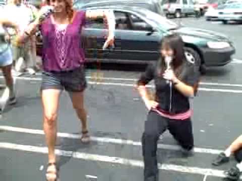 Movin 93.9 Food Drive