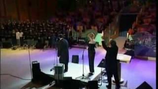 Luciano Pavarotti   Trisha Yearwood   Adeste Fideles