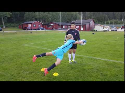 Målvaktsträning fotboll. Fallteknik Olle och Amir Tjust IF FF