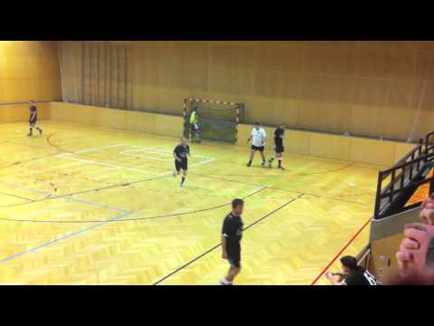 Mongo TV - Hallenkick Teil1