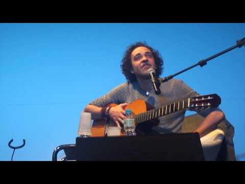 moska @ oi futuro ipanema: cícero pedindo música