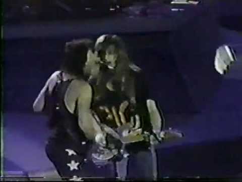 Bon Jovi & Skid Row - All Right Now (Philadelphia 1989)
