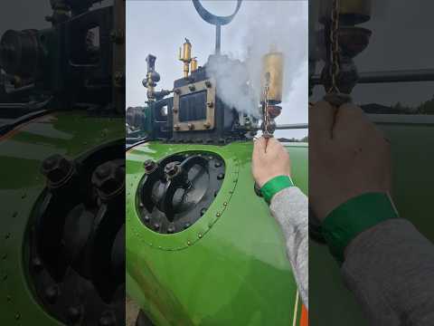 Traction engine whistle #railway #steamengine @Wvw_trains @eggs_trains