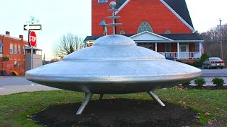 UFO In Town Named Mars, Pennsylvania - Did Aliens Land Here?