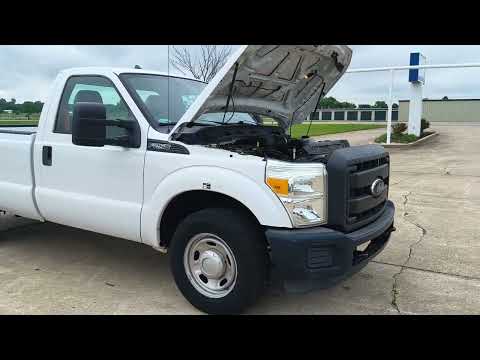 2013 White /GRAY Ford F-250 SD XL 2WD (1FTBF2A69DE) with an 6.2L V8 OHV 16V engine, 6-Speed Automatic transmission, located at 17760 Hwy 62, Morris, OK, 74445, (918) 733-4887, 35.609104, -95.877060 - 2013 F250 2WD SUPER DUTY HAS THE 6.2L V8 ENGINE. THIS IS A DEDICATED CNG ONLY RUNS ON COMPRESSED NATURAL GAS. ***CLEAN TITLE*** THIS FEATURES LEATHER SEATS, MANUAL SEATS, MANUAL WINDOWS, MANUAL LOCKS, MANUAL MIRRORS, AM FM RADIO, METAL CONSOLE, CRUISE CONTROL, TRACTION CONTROL, TRAILER BRAKES, TRAIL - Photo#1