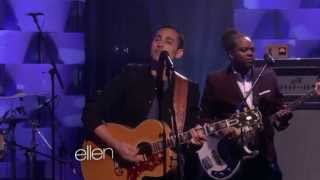 Keaton Simons Performs &#39;Beautiful Pain&#39;