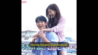 Hae-in forearm! Even the staff are shook 😆 #junghaein #정해인 #lovenextdoor #jungsomin