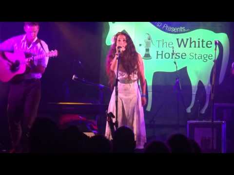 The Wife of Usher's Well - Georgia Lewis & Friends