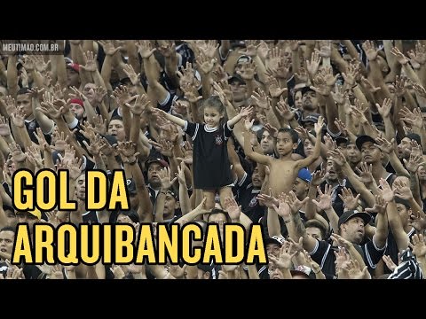 Gol do Corinthians contra o Santos filmado na arquibancada