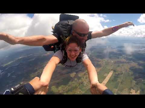 Julia Evans - Skydiving Video