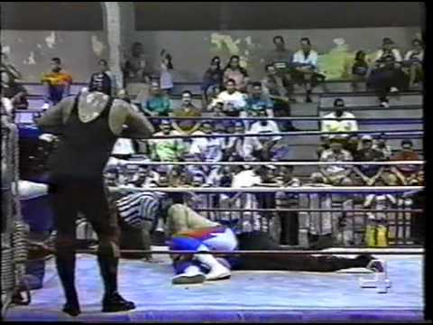 WWC: Texas Hangmen vs. Ray González & Ricky Santana (1996)