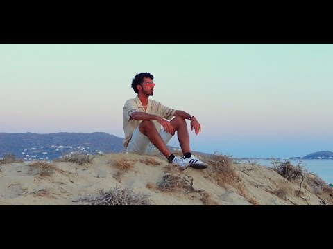 EM!L!O - Flip Phone (Music Video)