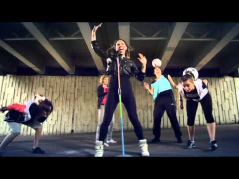 Melanie C: "Rock Me"