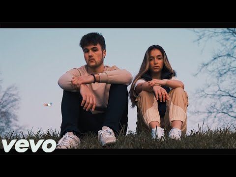 Munn - this house is not a home (with Delanie Leclerc) [Official Lyric Video]