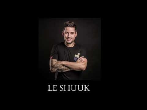 le Shuuk, Papi Pepe - Macarena