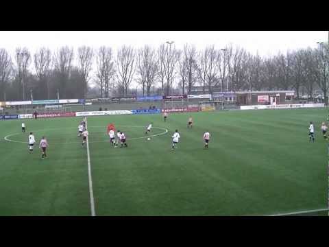 1. Alphense Boys D2 - Meerburg D2 beginfase 1e helft