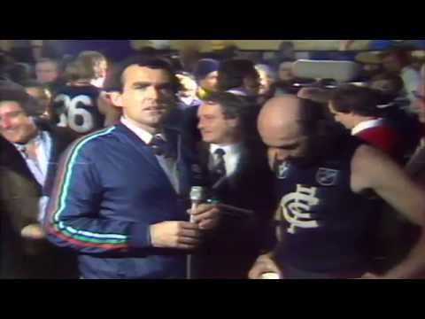 Awkward time waiting for an interview