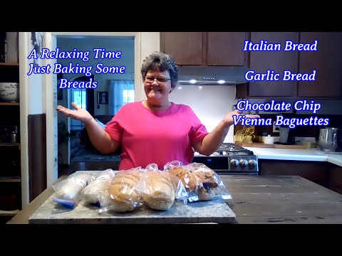 Good Ole Homemade Breads | Italian Bread |Garlic Bread | Chocolate Chip Vienna Baguettes