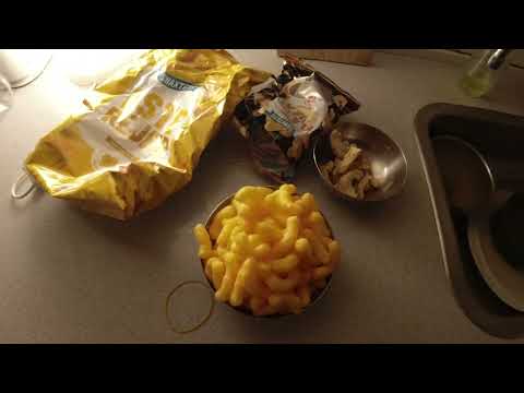 MongoTV_11288 - SPISER SKÅL CHIPS SØNDAG EFTERMIDDAG