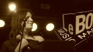 Chaos Tube: Hanna Pakarinen - Niin paljon kuuluu rakkauteen (cover)