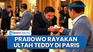 Detik-detik Prabowo & Staf Beri Kejutan Ulang Tahun Teddy di Paris, Seskab Semringah Bagi-bagi Kue