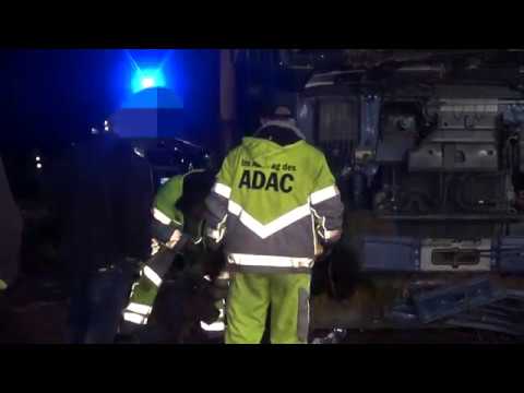 04.03.2017: LKW kommt von Straße ab - zwei leichtverletzte Personen Fürstenberg/Havel