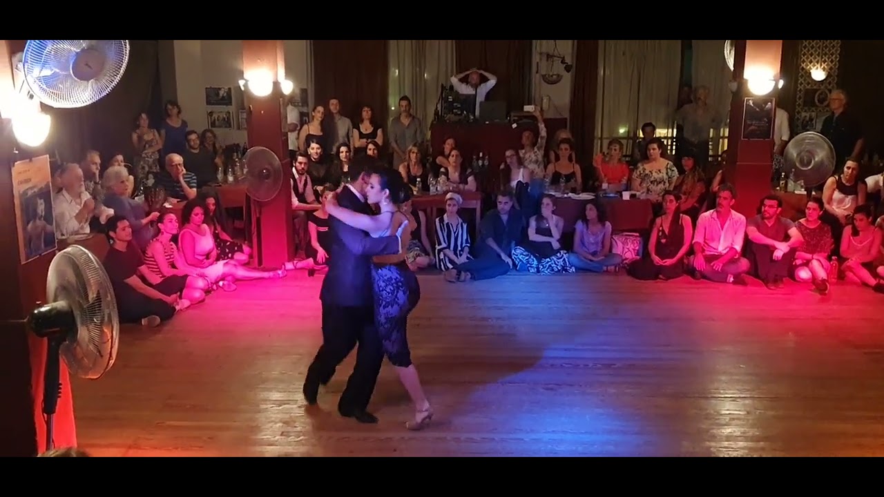 "Déjame, No Quiero Verte Más" - Lucía Conde de Ben y Maximiliano Cristiani