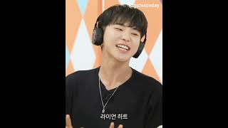 Download lagu seventeen playing shouting in silence (feat. bts & girls generation) mp3 Download lagu seventeen playing shouting in silence (feat. bts & girls generation) mp3