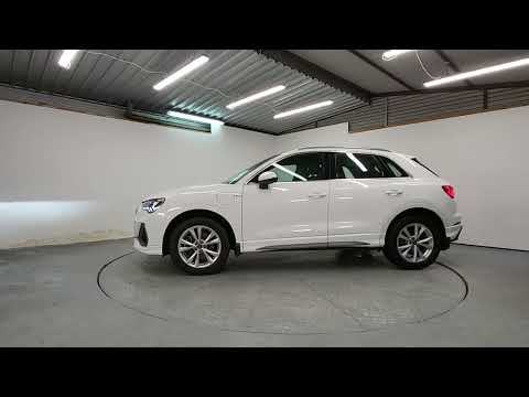 Audi Q3 45 TFSI E S Tronic S line - Image 2