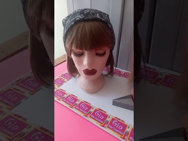 Vídeo relacionado con 4 piezas 35 pulgadas satén diadema grande cuadrado raso bufandas sedosas sensación boho bandanas para mujeres y niñas (serie clásica)