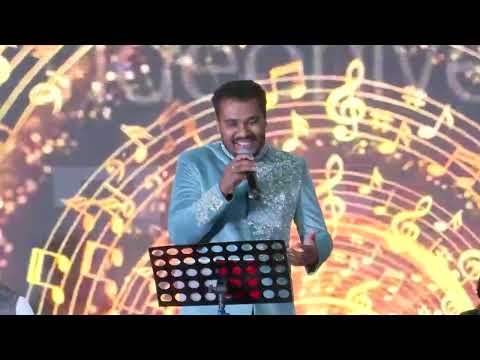 Yaava Kaviyu Bareyalara