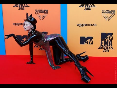 У Maruv (Анна Корсун) попытались объяснить скандал с наградой MTV