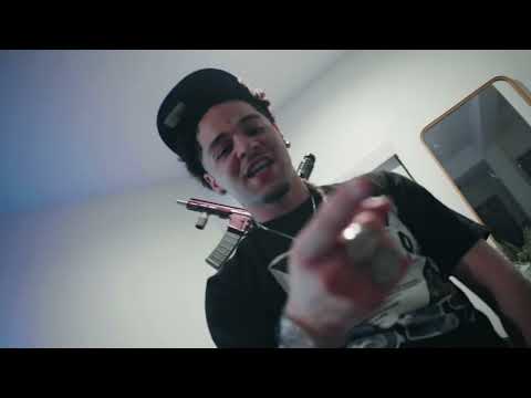 MoneyBagzBuzz - Walk Down (Official Music Video)