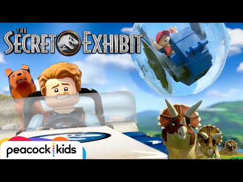 Gyrosphere on the Run | LEGO JURASSIC WORLD: THE SECRET EXHIBIT