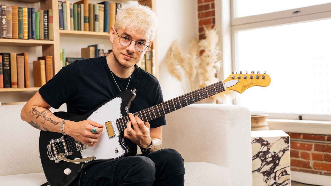 Harmony Silhouette w/Bigsby Electric Guitar w/MONO Bag - Space Black