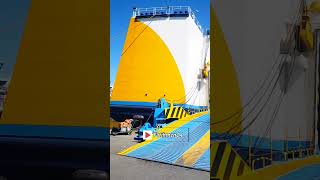 Download lagu proses sanda kapal KM DHARMA FERRY 6 di pelabuhan surabaya mp3