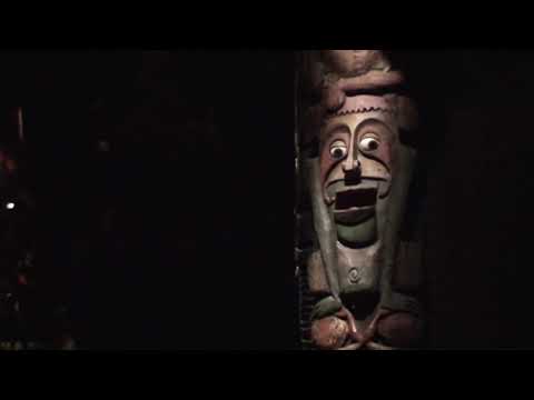 20090613 0619 DLR25 The Enchanted Tiki Room