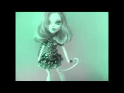 Catrine deMew-What the hell (Official video)